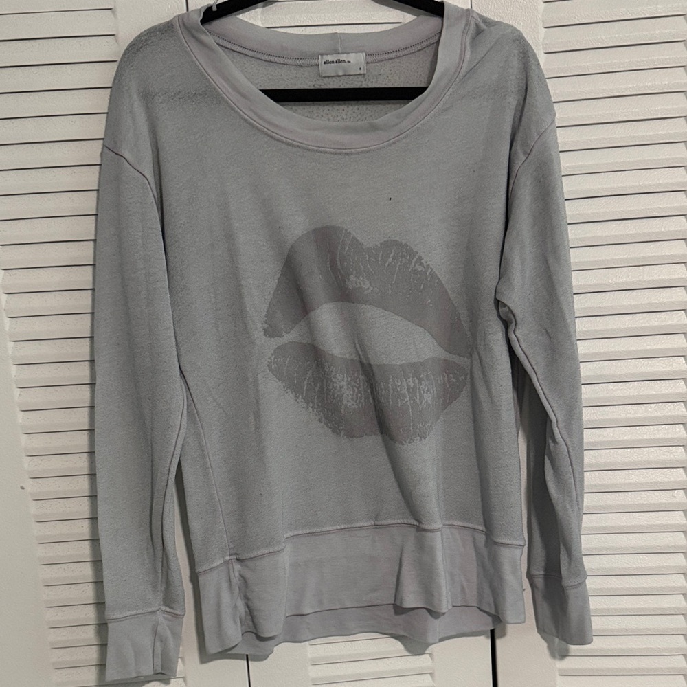 Sundry Light pink Lip Print Pullover Sweatshirt